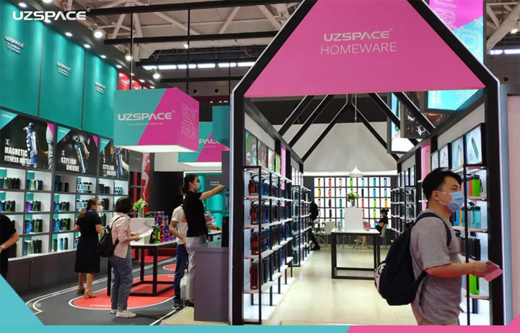 UZSPACE和记水杯参加深圳礼品展，解锁礼品定制新功能
